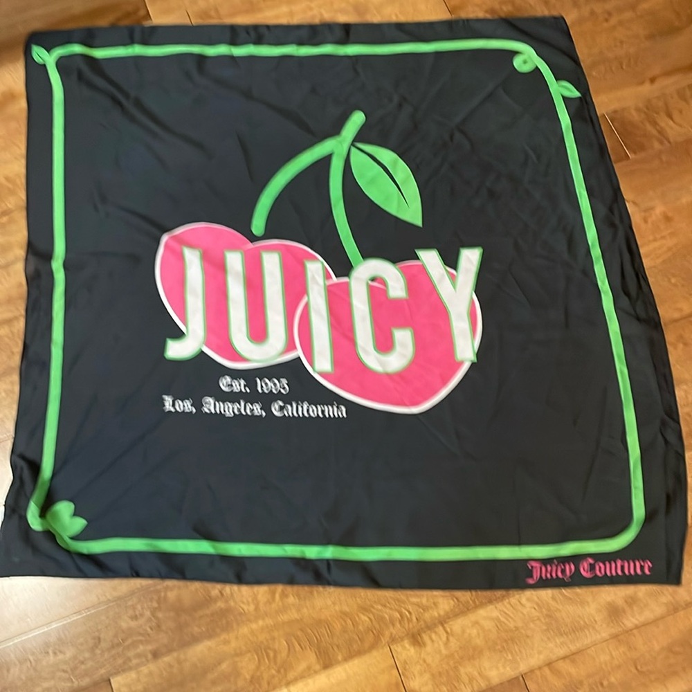 187. Juicy Couture scarf